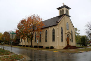 Exterior of Sacred Heart Catholic Church at the corner of Summit Avenue and Locust Street in Springfield MO